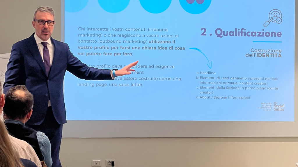 Il social seller Miko Saini sostiene che per trovare lavoro giusto per noi su LinkedIn bisogna curare Reputazione e Relazioni